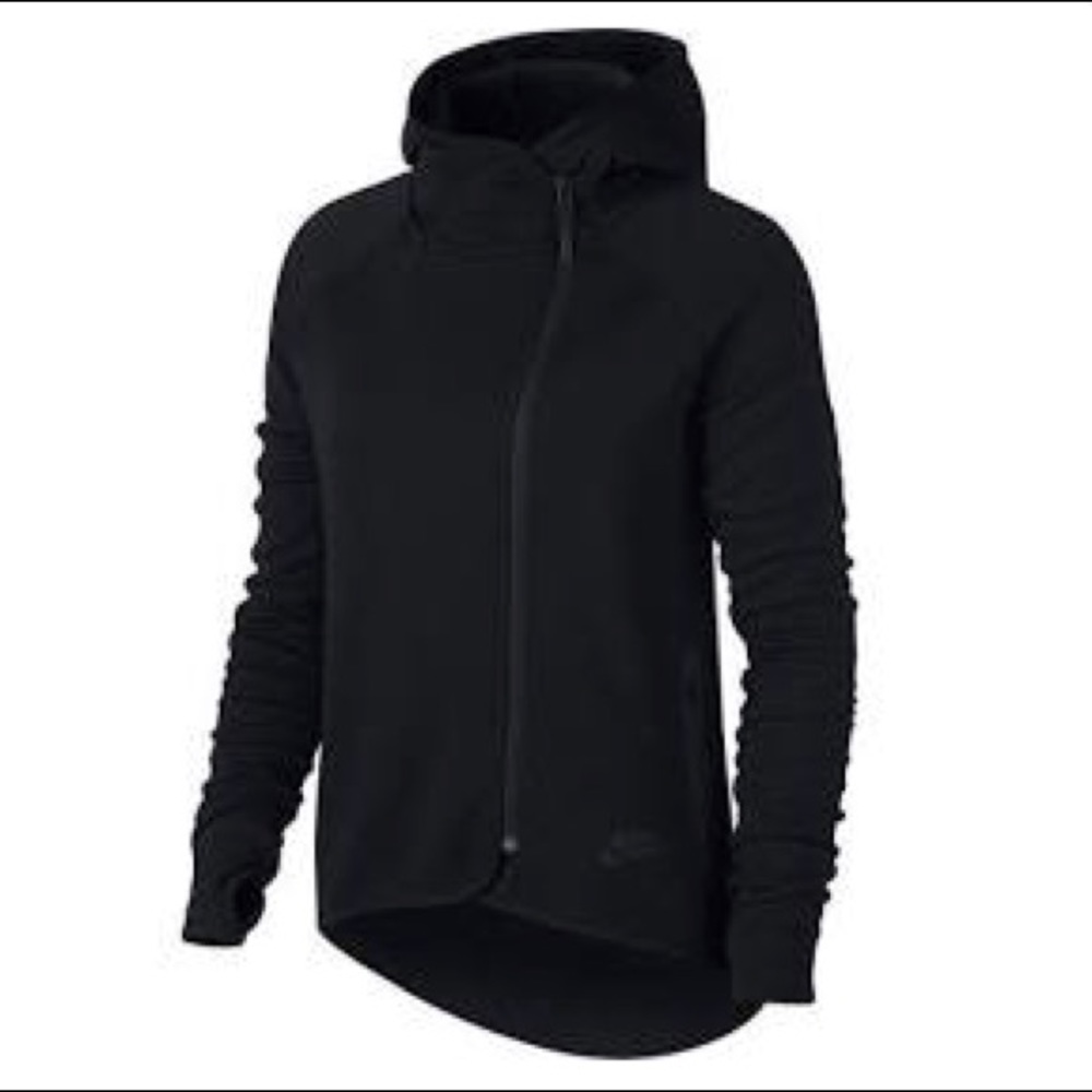 Nike Tech Fleece Cape